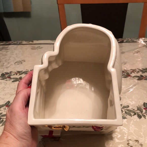 COPY - 🆕🆕🆕LENOX SANTA’S HOLIDAY TOY SHOP COOKIE JAR🆕 - Picture 9 of 16